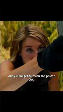 In the future, people are confined within cities. Radicals attempt to escape.