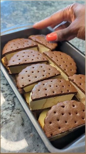 Reese's Ice Cream Cake