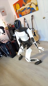 TESLA Robot Dance Off Mocap Test | NOT Real | Simulon and Blender Realistic Animation Render #simulon #animation #mocap #tesla #robot #reelsfb #blender #art Dance and Music Inspiration Credit: _aubreyfisher, Trung Thành, Nắm Lấy Tay Anh | Art of Solomon W. Jagwe