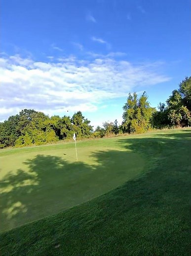 POV - Quick chip with 69 degree wedge onto the green