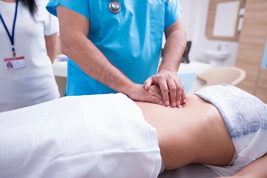 Differences between mechanical and paralytic ileus: causes and symptoms