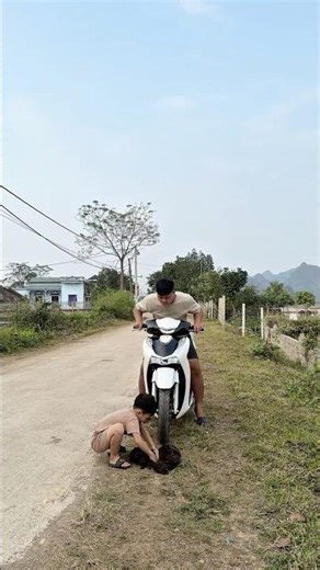 Smart Kid Helps Dad Solve a Problem | Heartwarming & Funny 😊#couple #martialarts #shorts