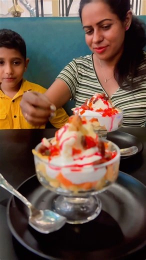 Fruits allad with ice creem #trend #food #dressmall#trendingshorts