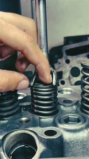 Engine Valve Spring #EngineRepair #ValveSpring #MechanicLife