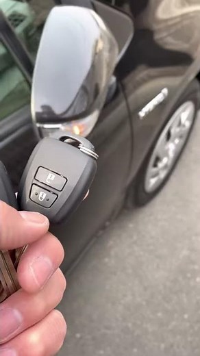 トヨタ アクア イモビライザーキーレスリモコン追加登録 TOYOTA AQUA 詳細はブログ参照下さい。
