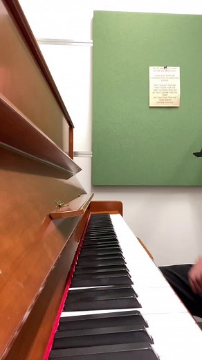 Piano Blooper Moments: Fun with Piano Playing