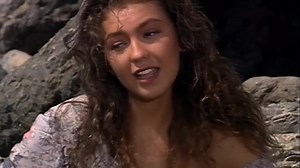 1.8M views · 10K reactions | Marimar pesca en compañía de Pulgoso y le cuenta que sus abuelitos siempre le dicen que viene de gente de dinero aunque ella no lo cree; mientras en la mansión de la familia Aldama, Gustavo observa con nostalgia una foto de #Marimar, ¿será su hija? | tlnovelas | Facebook