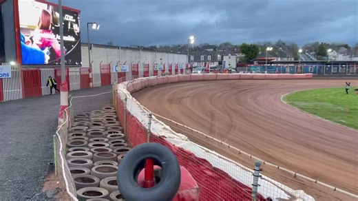 418K views · 4.2K reactions |  Making my entrance, in true bomber style Stuck on the M6 for hours, arrived Glasgow Tigers Speedway with literally 1 minute to spare ‍ | Chris 'Bomber' Harris | Facebook