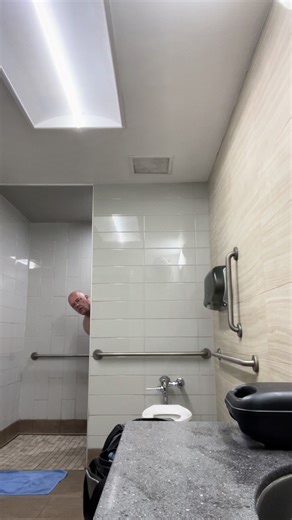 She got jokes #fyp #fypシ #truckerlife #truckdriver #loves