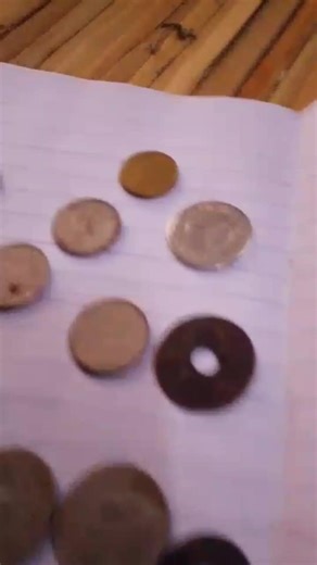 THESE 1/2 c 1c 2 c 5 c 10 c 20c 50c AND THE SILVER R1 COIN SETS WERE STRUCK AS PART OF THE SECOND DECIMAL ISSUE 1965 - 1990. IN 1962 IT WAS ANNOUNCED THAT A CHANGE IN SIZE, DESIGN AND METAL CONFENT OFCOINS WAS BEiNG the coins and CONSIDERED. THIS WAS PRIMÄRILY DUE TO THE INCREASE IN THE PRICE OF SILVER. VARIOUS PATTERNS WERE STRUCK FOR CONSIDERATION BY THE PARLIMENTARY COMMITTEE INVESTIGATING THIS AS THE INCREASED USE OF COIN AUTOMATION MACHINES REQUIRED LONG TERM USE OF THE COIN TYPES CHOSEN #f