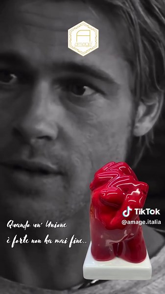 ❤️Quando un’Unione è forte non ha mai fine.. Le mani di @amage_italia #amage #madeinitaly #unione #amore #bradpitt #juliaroberts #film #bomboniera #simboli