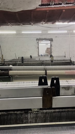 Exploring the Benefits of Shuttleless Looms in Textiles