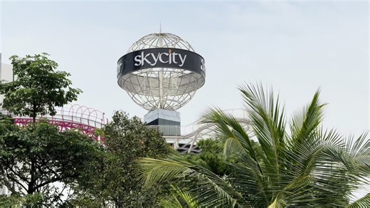 REHLAH, RELAX AND RECHARGE (3R) APM NEGERI SELANGOR 21 Januari 2026 - APM Negeri Selangor telah mengadakan Program Rehlah, Relax and Recharge (3R) bersama Warga Kerja APM Selangor seramai 104 Pegawai dan anggota yang bertempat di I-City Park WaterWorld. YS Kol. (PA) Fazlisyah bin Muslim, Pengarah APM Negeri Selangor telah merasmikan Program 3R tersebut. Antara aktiviti yang dijalankan adalah Games Rescue 911, Fire fighter, Water bomber dan Wet Tshirt Balloon Relay. Program ini bertujuan memupuk 