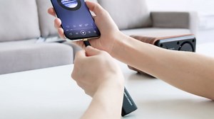 CableCreation Type C External Sound Card with 3.5 mm Audio Jack, USB-C Microphone Headphone Adapter Compatible with MacBook Pro, iMac, iPad Pro 2020, iPhone 16/15, Galaxy S24/ S23/ S22/ S21+