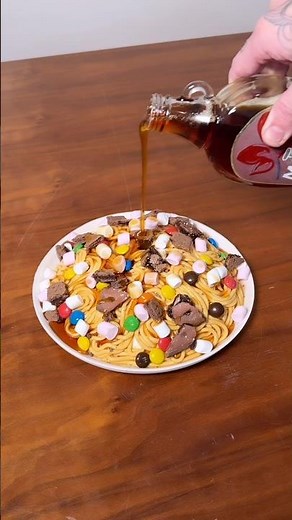 Making the iconic ELF spaghetti AS A CAKE 🍰