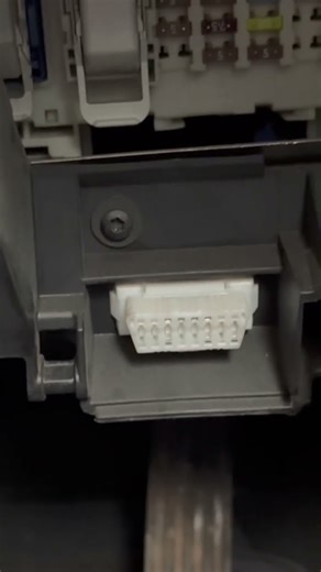 OBD location on a 2014 Ford Ranger Limited 3.2 Diesel #obd #obd2 #ford #ranger