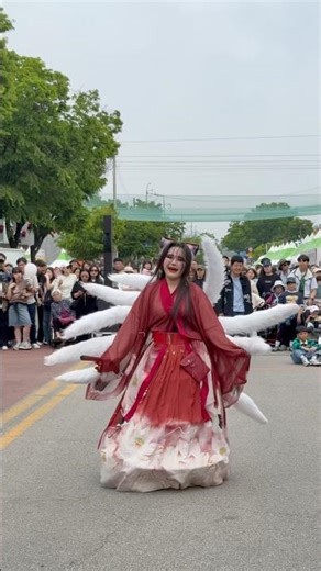 구미호 언니의 캐치캐치 댄스는?#춤추는곰돌 #춤추는곰돌의랜덤댄스 #dance #music #kpop #댄스 #catchcatch #최예나 #캐치캐치 #챌린지 #afstarz