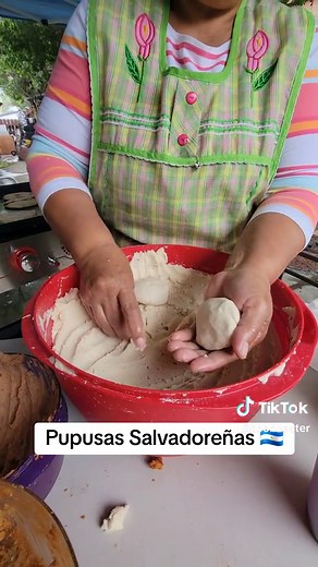 How Pupusas are made 😋 #yummy | How To Make Pupusas