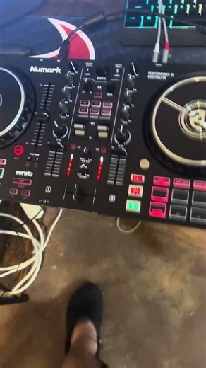 Drum n bass to keep things interesting. #dnb #dj #djdubstep #edm #rave