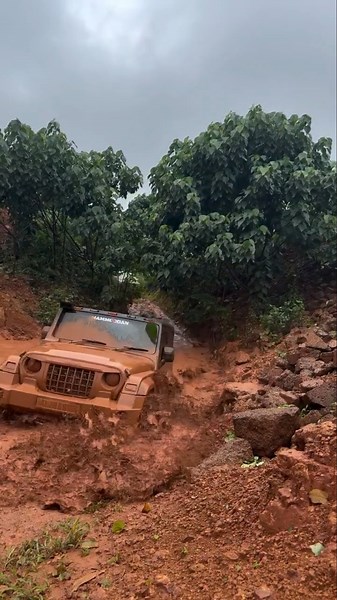 👀?#mahindrathar #thar #viralvideos #viral_video #vandipranthanofficial #vandipremikal #viralvideo