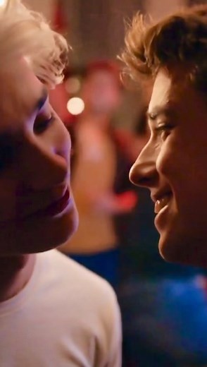 kosegruppie | Super mega happy ending 🌟💖 you don’t know what’s next for Sander and Robbe at the end of their season, but you can feel their future is so... | Instagram