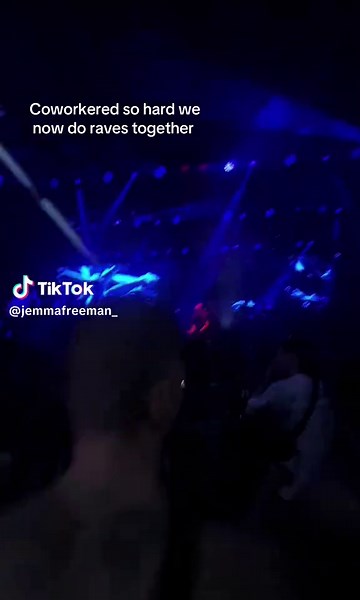 Rave Dance: Unleash Your Moves at Techno Parties