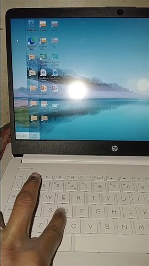 HOW TO INSERT A VIRTUAL DESKTOP