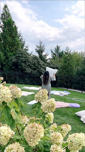 785K views · 21K reactions | exactly one year after our gender reveal, we celebrated six months with our little mermaid 隆‍♀️✨ #pocketsofpeace #nabelanoorhome | Nabela Noor | Facebook