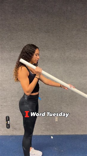 Dennis Mitchell on Instagram: "Grip width measured with INSTRUMENUM NATURALE(Latin: body parts as a measuring instrument)elbow, shoulder, arm pit. This does not show what is the best width but how consistent these athletes are at measuring it. #iwordtuesdays"