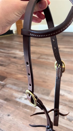 Simple stylish mini headstall #mini #pony #tack | mini ponies