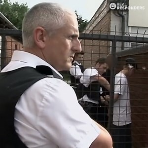 336K views · 2.5K reactions | Inspector Donohue and his team track a spate of break-ins and Robberies in the sleepy English town of Lowestoft. | Real Responders | Facebook