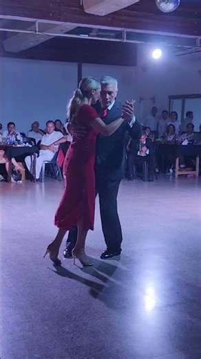 Campeones mundiales tango salon senior 2025 en Si Tango