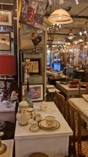 61K views · 546 reactions | PASSA DA QUI Ci troviamo a QUERCETA (LU) in via Seravezza, 229 nel comune di Seravezza, a pochi km da Forte dei Marmi. Tel. 0584.633325 Sito web: www.passadaqui.it #passadaqui #passadaquiquerceta #mercatinodellusato #vintage #antiquariato #arredamento | Mercatino dell'usato PASSA DA QUI di Querceta | Facebook