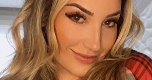 Pais descobrem que Amanda entrou no "BBB 23" pela TV