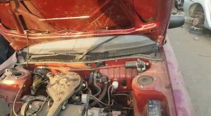 Press Play and listen👂 to this awesome sounding 1.3 2e 2004 model Toyota Tazz engine. Just arrived and now stripping for spares. Call favourite or competent sales person Gummi/Solly/ Precious and or Sipho on 0152932734 or 0152930785 for what's app use 0762932735 and our dedicated sales team are readily available to assist u asap. For any requests please post your questions and provide us also with your contact numbers. Make life easy for both of us. Operating hours 8 to 5pm and Saturdays 8 to 1