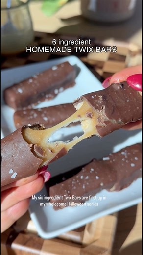 6 ingredient healthier Twix bars!! #recipe #twix #healthyrecipes