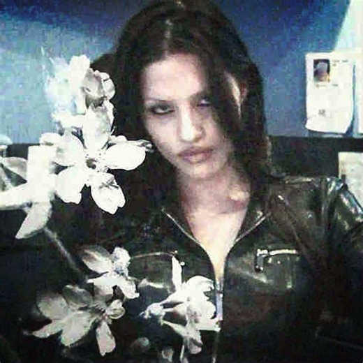 Gabbriette's Iconic Song Explores Women's Love