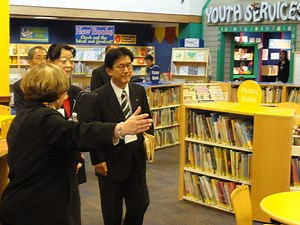 West Bloomfield Library Hosts Japanese Mayor