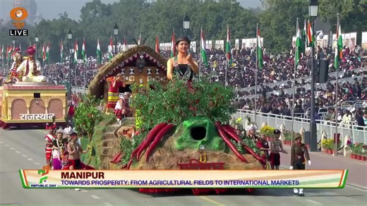 #WATCH | The Manipur tableau showcases the state’s journey of transforming indigenous, high-value agricultural produce from symbols of cultural heritage into drivers of economic growth at the 77th #RepublicDay. LIVE:https://www.youtube.com/watch?v=Jj4UuslE5Hg #RepublicDayOnDD #RepublicDay2026 #गणतंत्रदिवस_डीडी | DDNewsLive