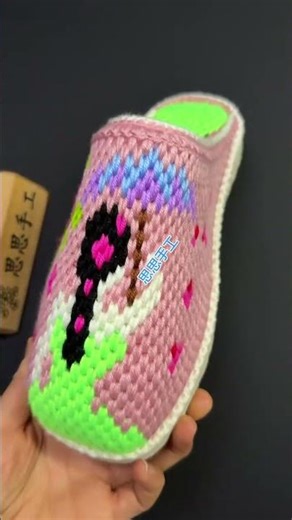 Master Hand Weaving Basics: DIY Craft Tutorial