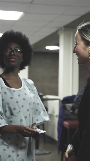 Rutgers University–Camden delivered a powerful night of fashion, art, and storytelling — featuring visionary artist Margery Amdur and international designer Korto Momolu of Project Runway All-Stars. From reimagined hospital gowns to bold, culturally inspired couture, the runway came alive with creativity and identity. Thank you to our incredible designers and artist for sharing your talent and vision — and to our amazing student models for bringing every look to life. 👏🎉 #fyp #foryoupage #Rutg