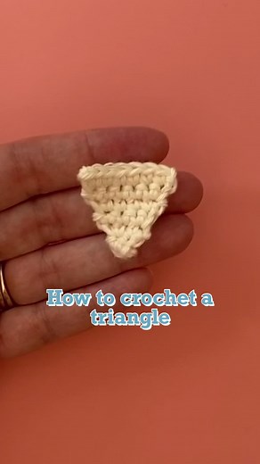 Add triangles to your crochet projects with our tutorial🔺#crochetersoftiktok #crochetaddiction #crochettok