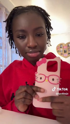 Adorables fundas de Hello Kitty en AliExpress