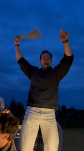 2.2K views · 76 reactions | La Fête de la Musique, c’est une célébration populaire de la musique. Elle appartient au peuple, aux musiciens, à tous ceux qui sortent écouter de la musique, la danser, la regarder. C’est la fête de toutes les cultures ! Alors ce soir, on s’en fout de savoir danser bien ou mal… Ce soir, ON DANSE  . . #fetedelamusique #danse | Juan Arbelaez | Facebook