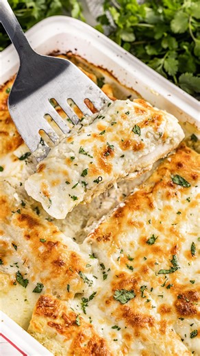 Easy green chile chicken enchiladas are creamy, cheesy, and full of flavor with just the right kick. Rolled up and baked to bubbly perfection, they’re a simple weeknight dinner everyone will love. https://thestayathomechef.com/chicken-enchiladas/ | Recipes