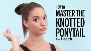 This knotted ponytail is SO easy to do! Get the step-by-step here: http://trib.al/QFP7ZvQ | Health Beauty & Style