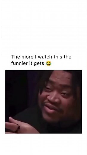 The more I watch this the funnier it gets!😂