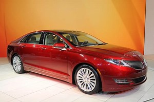 Lincoln MKZ Hybrid rated at 45 mpg, below 47-mpg Fusion Hybrid