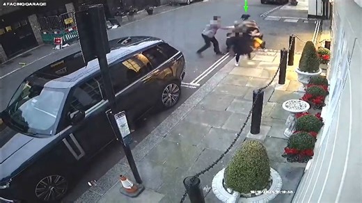 Several other plain clothes officers were patrolling the scene to help.