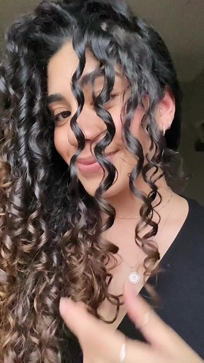 Brush Coiling Tutorial for Juicy and Defined Front Curls